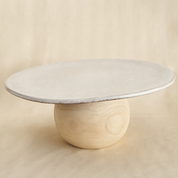 BASE DE MADERA CON PLATO DE CERAMiCA