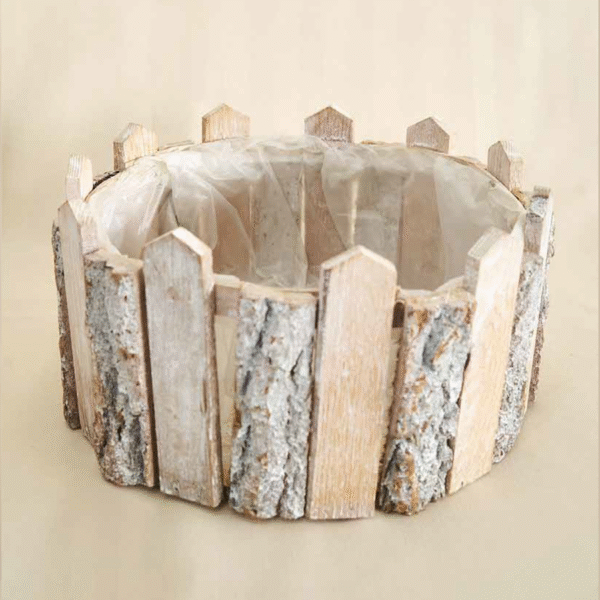 Contenedor de madera rústica