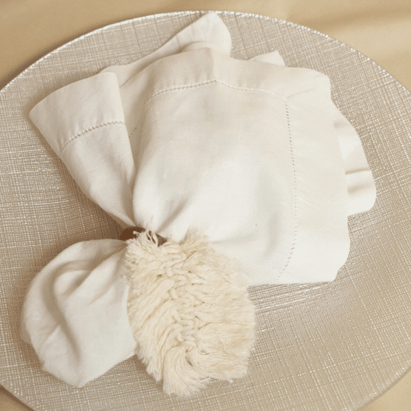 Servilletero Aro de Madera Tipo Macramé Hoja Blanco