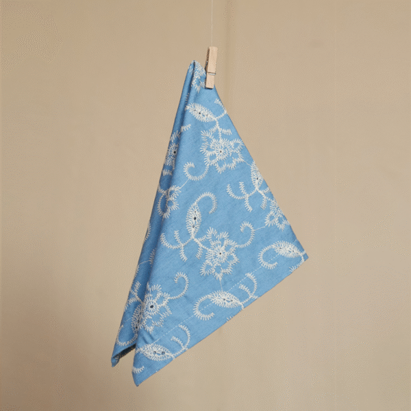 Servilletas Azules con Bordado Beige