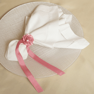 Servilletero Cintas Rosadas con Flor de Tela Rosada
